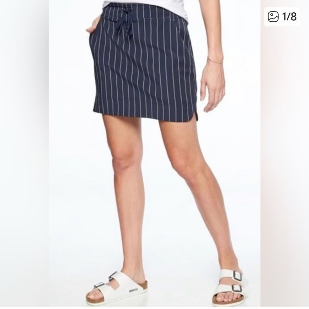 Athleta Navy Skort with White Accents